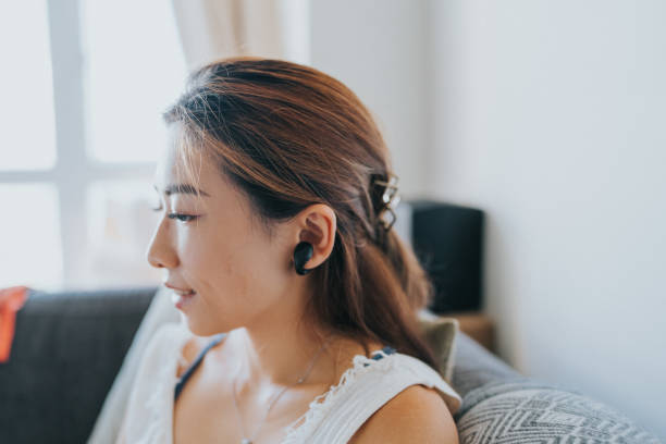 ergonomic in-ear bluetooth earphones