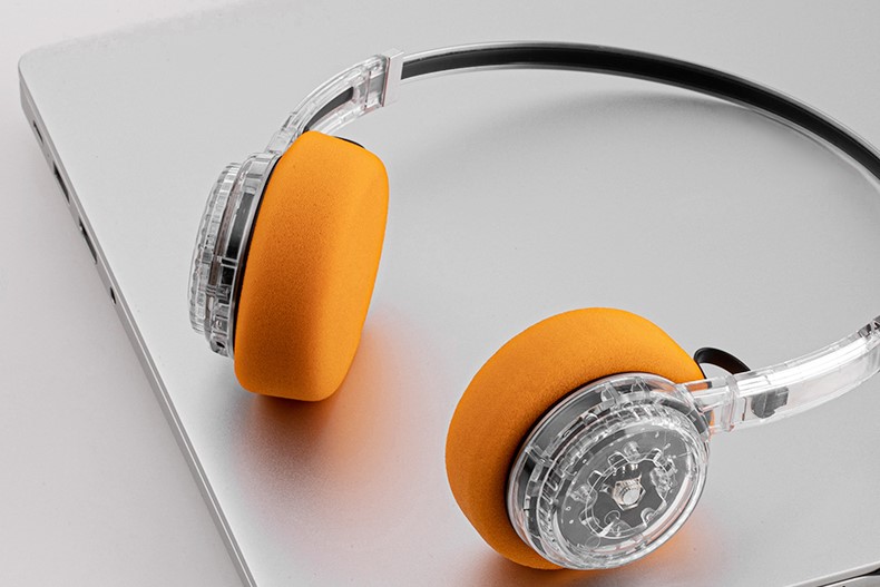 custom-headphone-colors-seasonal-brand-collections